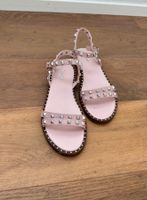 Neuwertige Sandale mit Nieten rosa Gr. 36