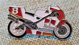 G057 - Pin Motorrad
