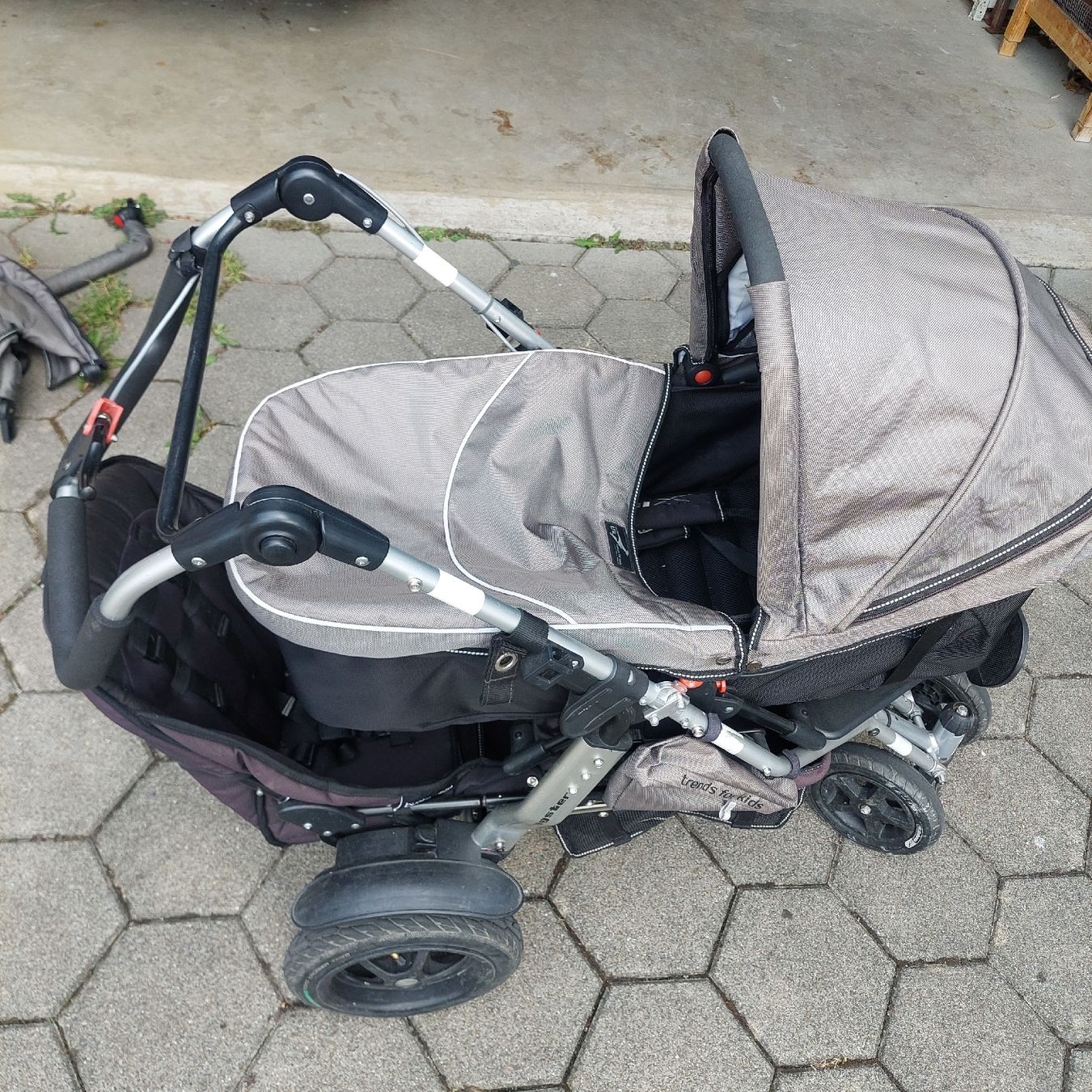 TFK Kinderwagen: Kinderwagen TFK Joggster mit Multi X Sitz. – Gebraucht aus Neuhaus SG von Manni017 1