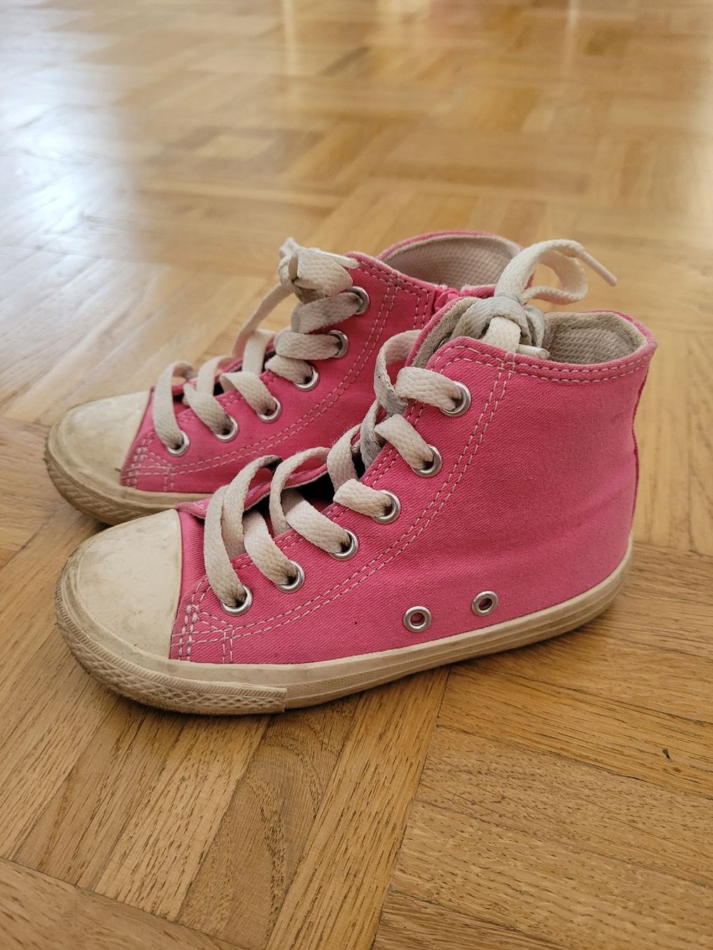 Next Scarpe per ragazze: Next Turnschuhe Grösse 25.5 – Usato da Frick venduto da Spain_3 1