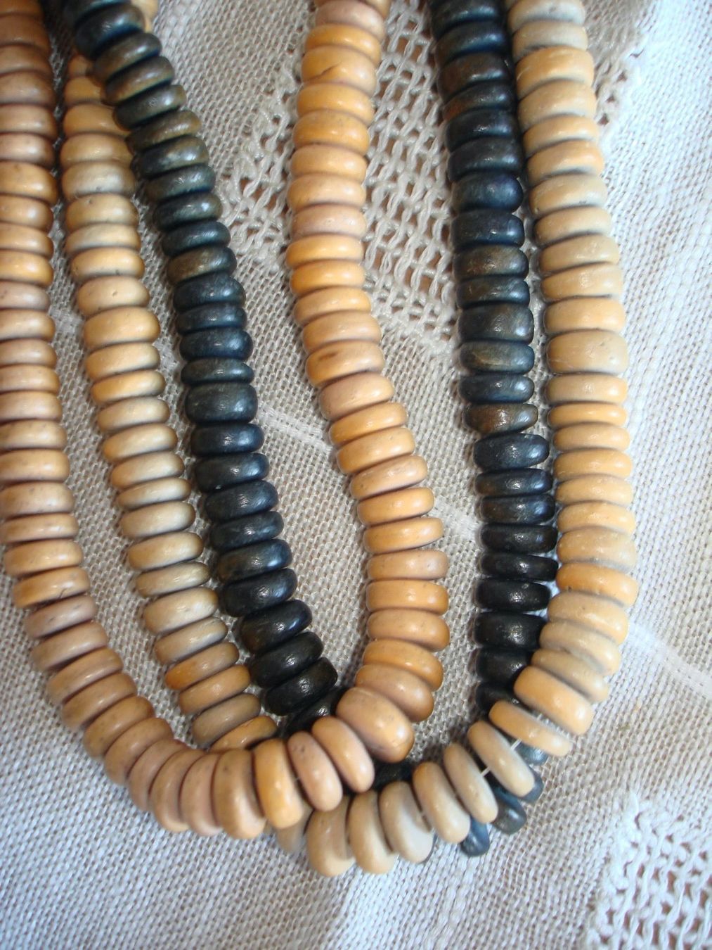 Catenine: MODESCHMUCK HALSKETTEN mit Naturmaterialien/Statement! – Usato da Boswil venduto da LuziaB01 4
