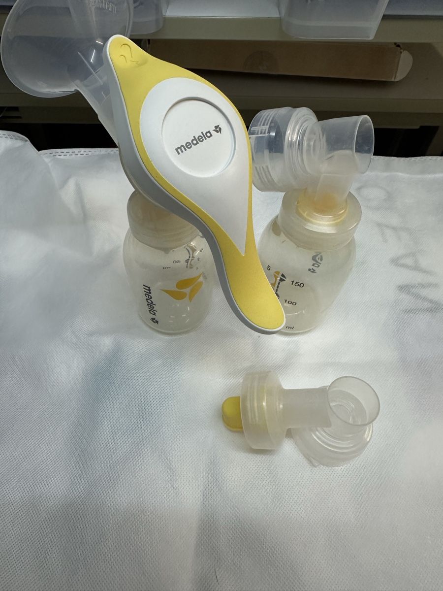 Medela Accessori per l’allattamento: Medela Breast Pump - Excellent Condition – Usato da Zürich venduto da Bybyana 2