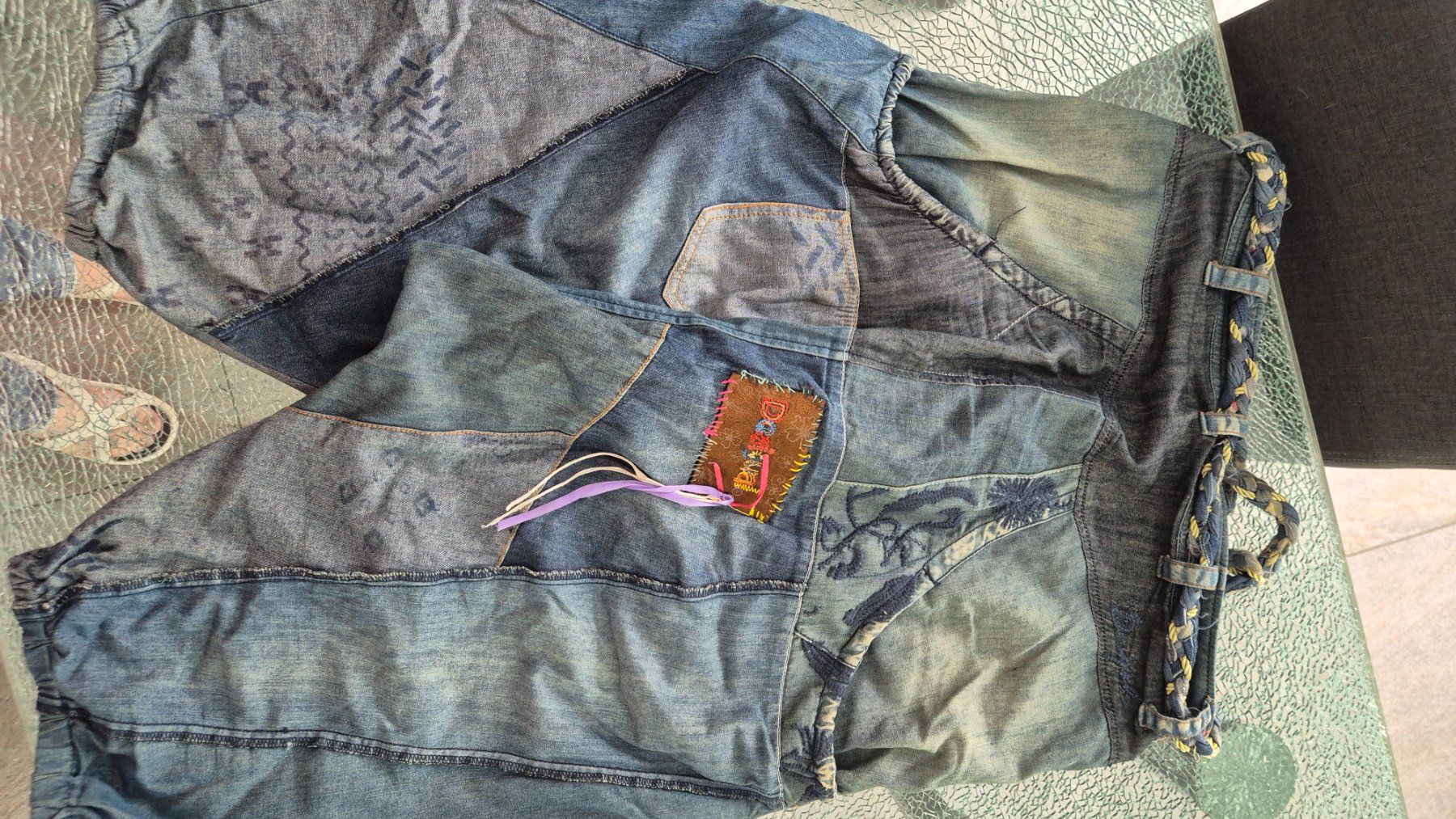 Desigual Jeans: Pantaloni estivi Desigual – Usato da Gordevio venduto da RUBY104 1