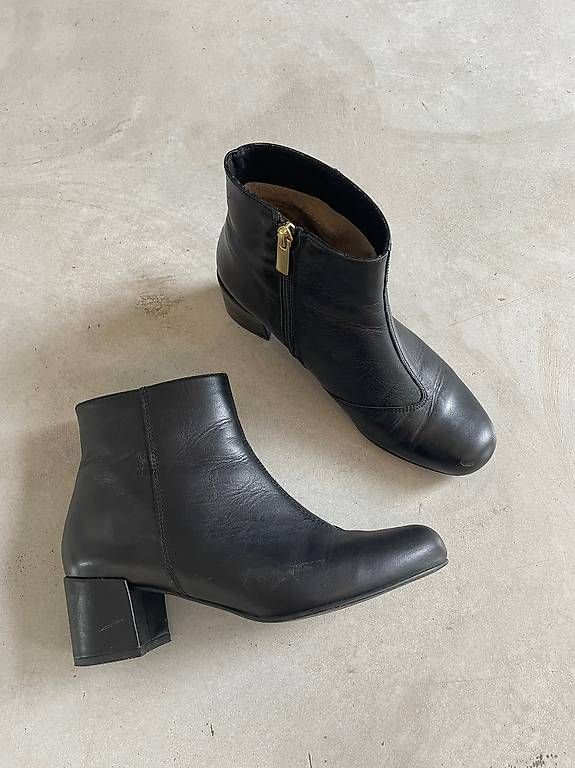 Scarpe da donna: KMB Stiefeletten gr. 39 – Usato da Ipsach venduto da Cynicat