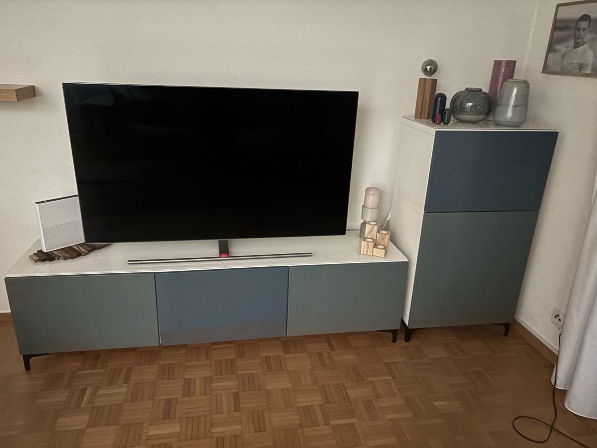 Ikea Mobili TV: IKEA BESTÅ Kombination mit Glasabdeckungen  – Usato da Reinach BL venduto da Sharky01