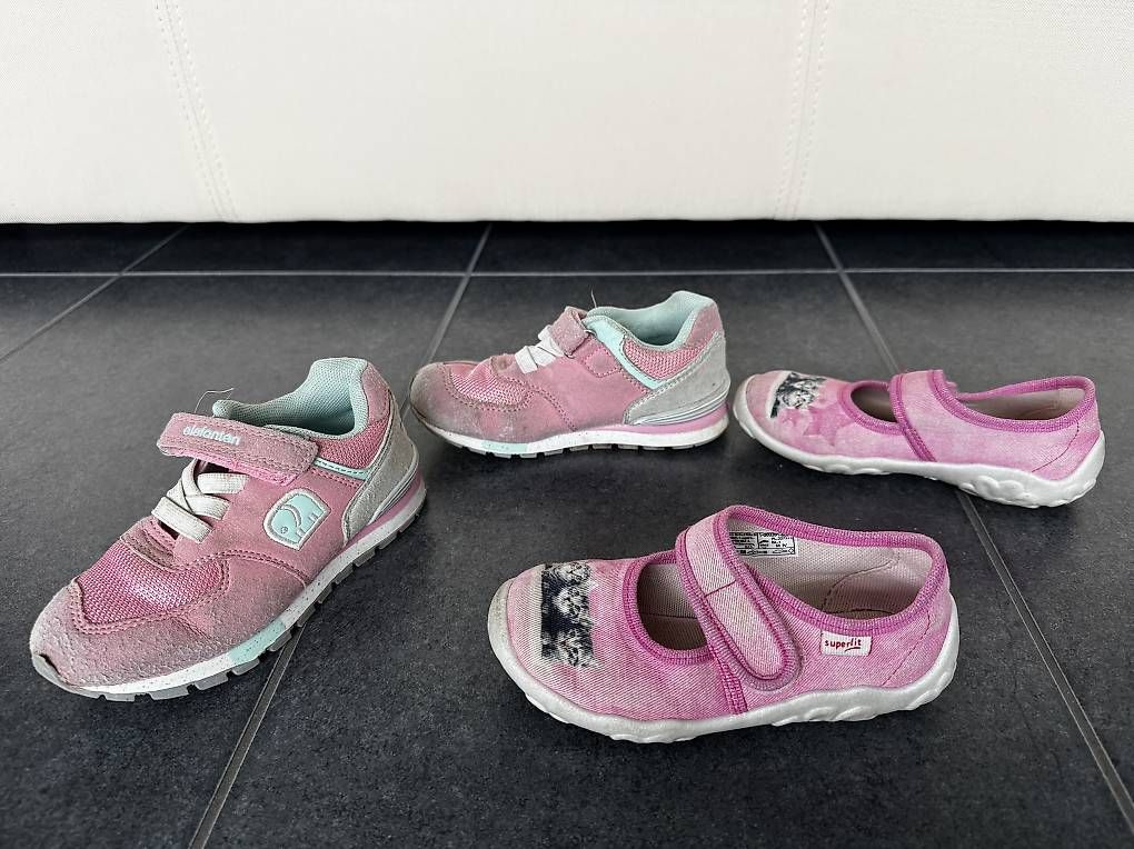 Scarpe per ragazze: Sneaker / Finken Gr. 26 – Usato da Ottenbach venduto da bienemaja010