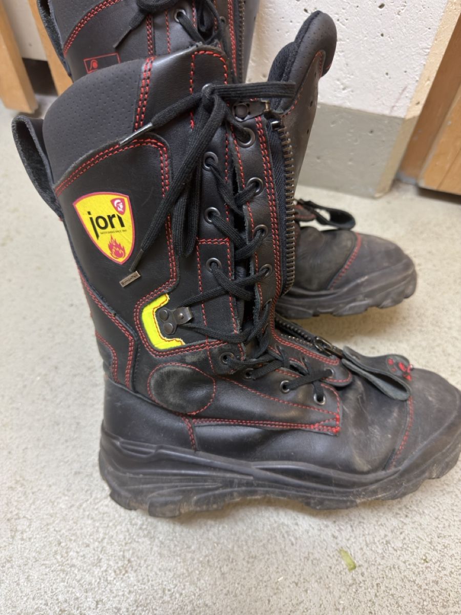Scarpe da uomo: Sicherheitsschuhe – Usato da Hochdorf venduto da tom_55hc