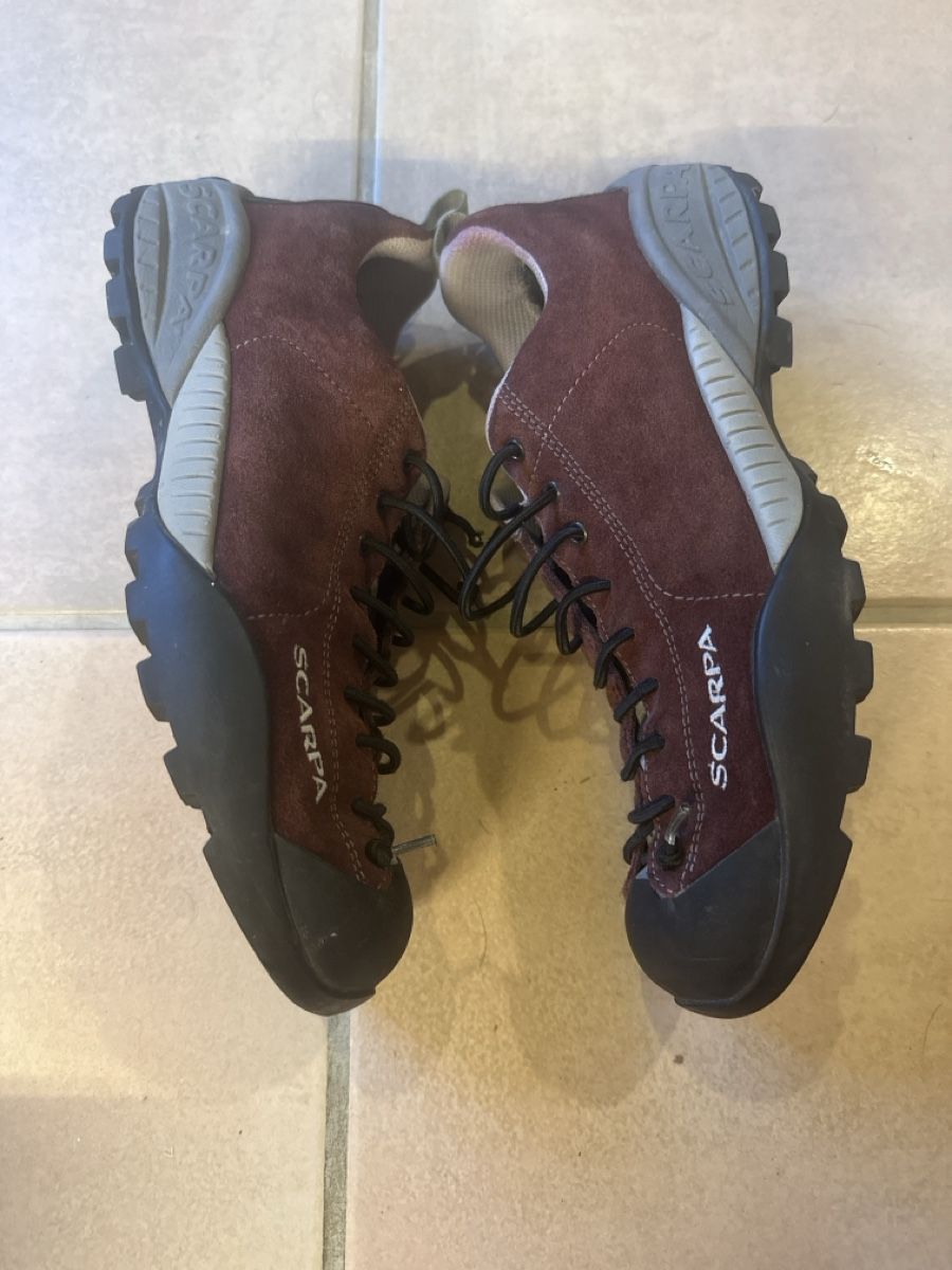 Scarpa Scarpe da donna: Trekkingschuhe Scarpa bordeaux-rot Grösse 40 – Usato da Oberentfelden venduto da HennaBina 2