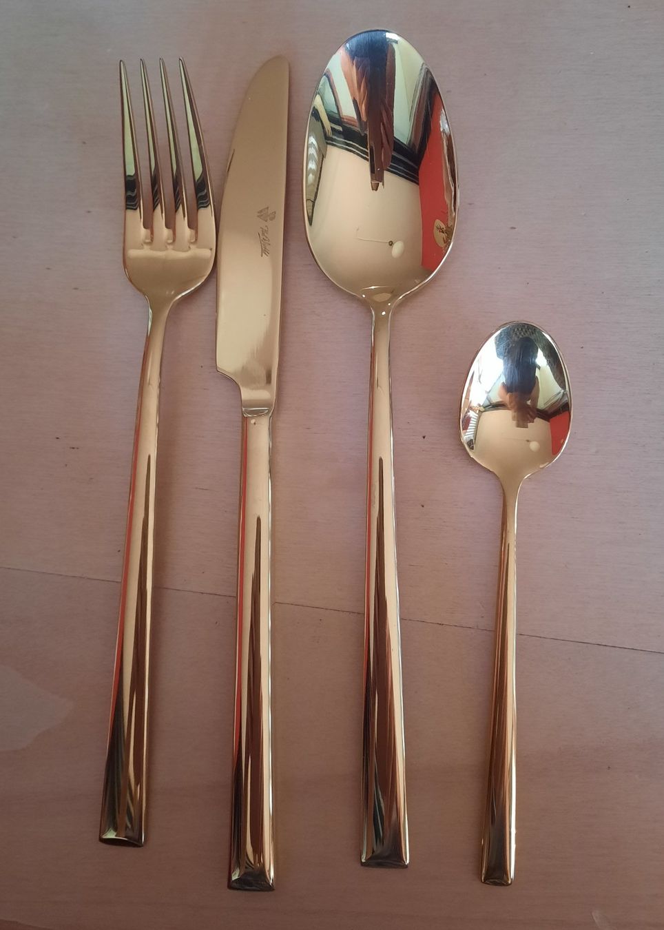 Set di posate: Besteck goldfarben – Usato da Zürich venduto da pia_p95m