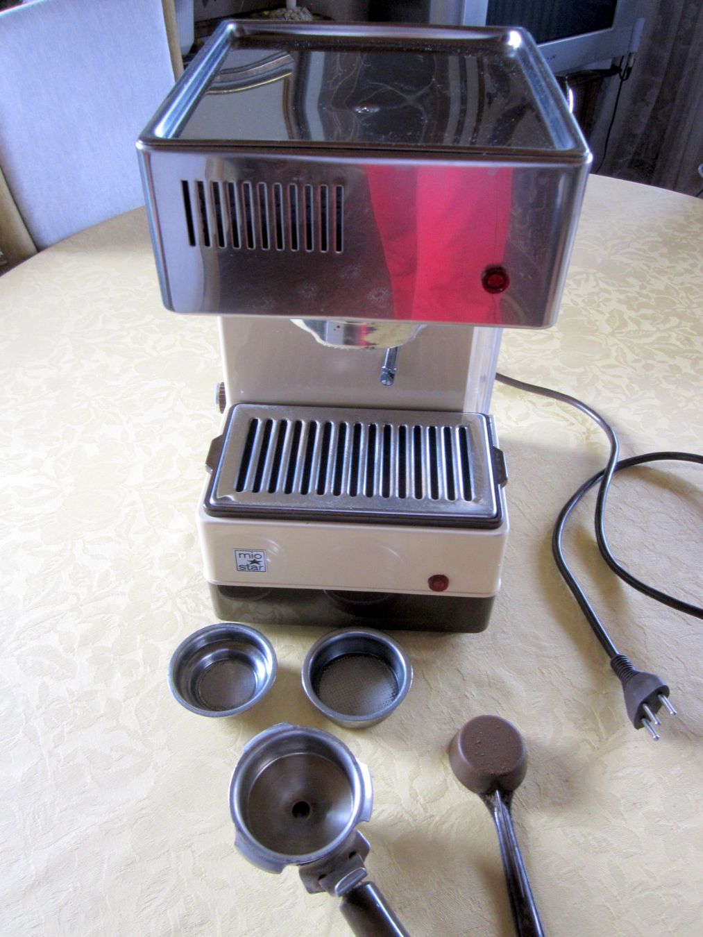Quick Mill Kaffeemaschinen & Espressomaschinen: Quick Mill Espressomaschine (Mio Star) – Gebraucht aus Binningen von fel_8mgn