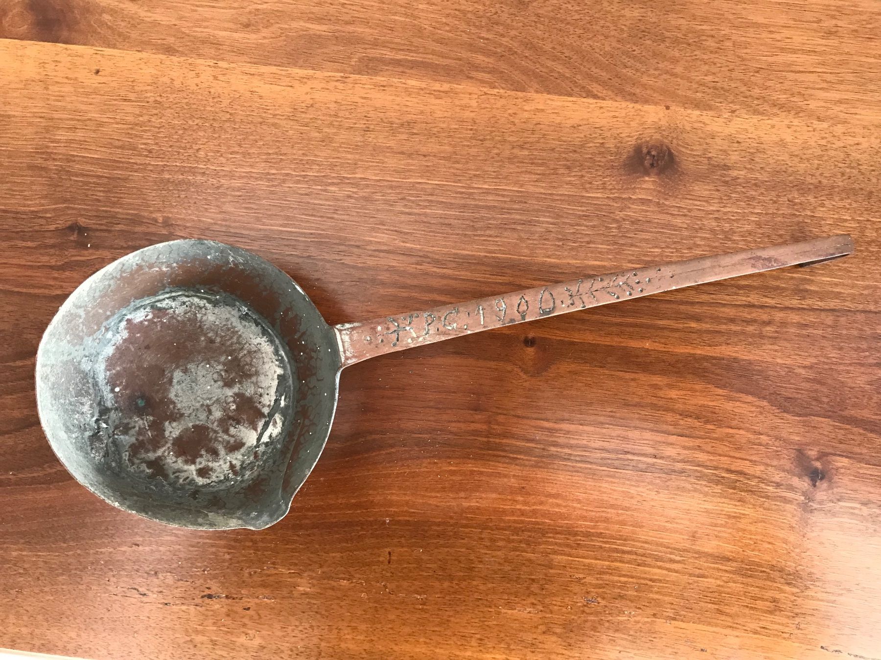 Pfannen: Trois ustensiles de cuisine anciens – Gebraucht aus Villeneuve VD von sim_q5hp 1
