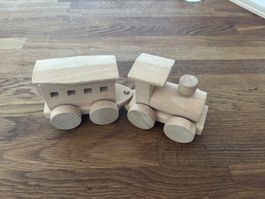 Holzzug mit Waggon