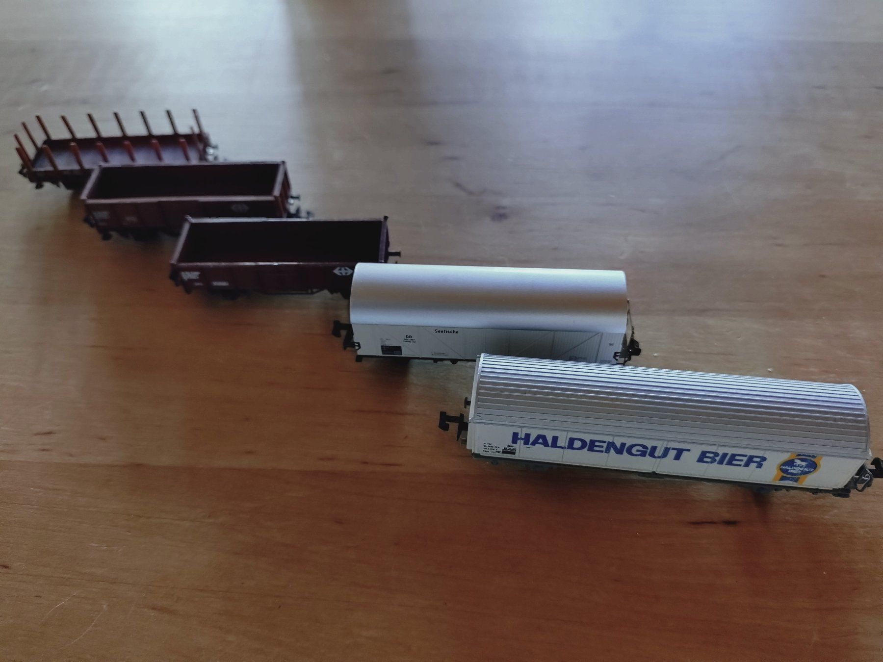 Modellini di ferrovie: verschiedene Güterwagen – Nuovo (secondo la descrizione) da Winterthur venduto da Buchs0 1