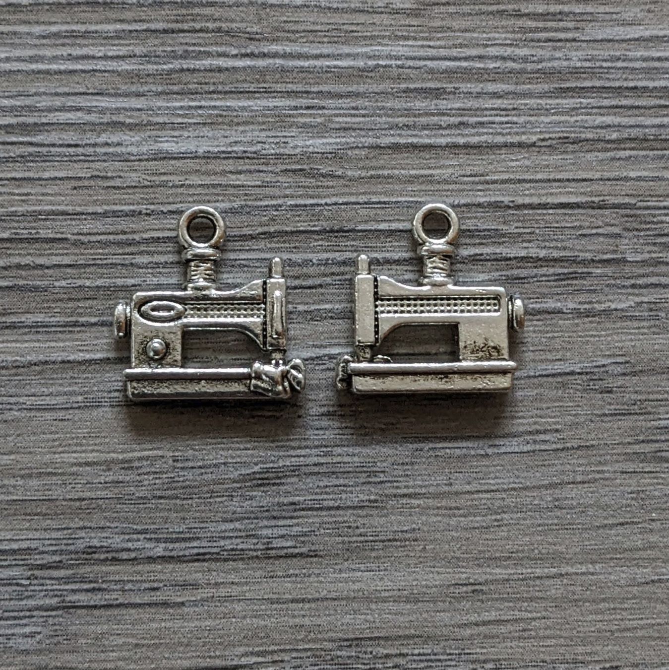 Anhänger: 6 Charms pendentifs Machine à coudre – Neu (gemäss Beschreibung) aus Orsieres von ind_cyg6 1