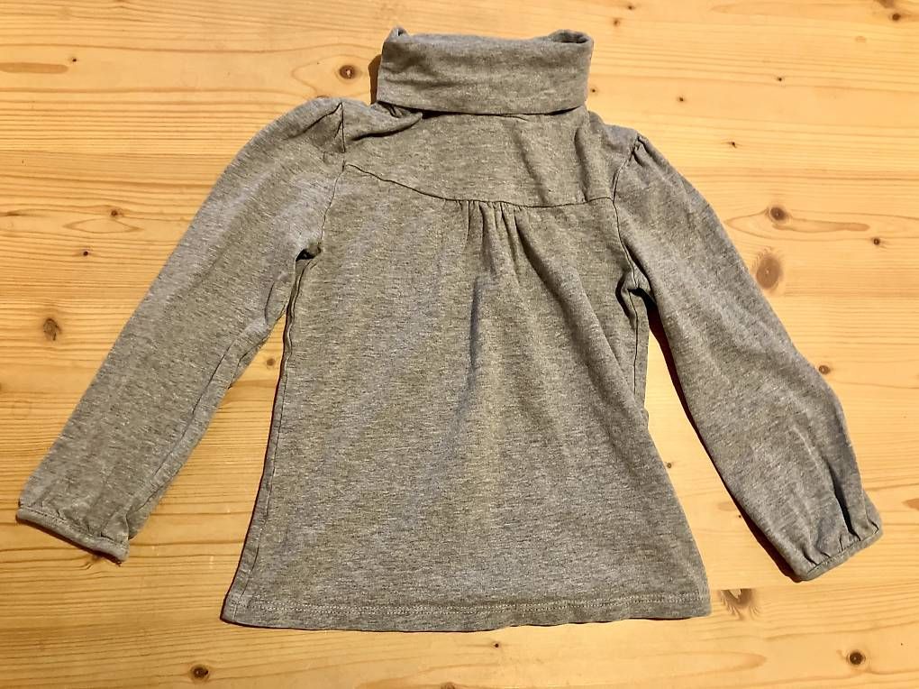 Maglioni & Felpe: Rollkragenpullover Gr.104/110 – Usato da Brunnadern venduto da Bumlebee