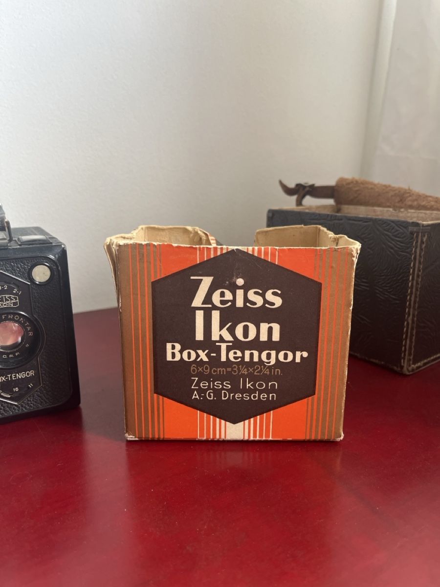 Zeiss Kamera: Zeiss Ikon Box-Tengor Kamera – Gebraucht aus Basel von gutglueck 2