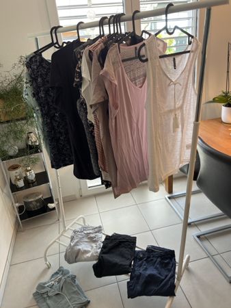 Kleiderpaket Grösse L teils Nile und Desigual