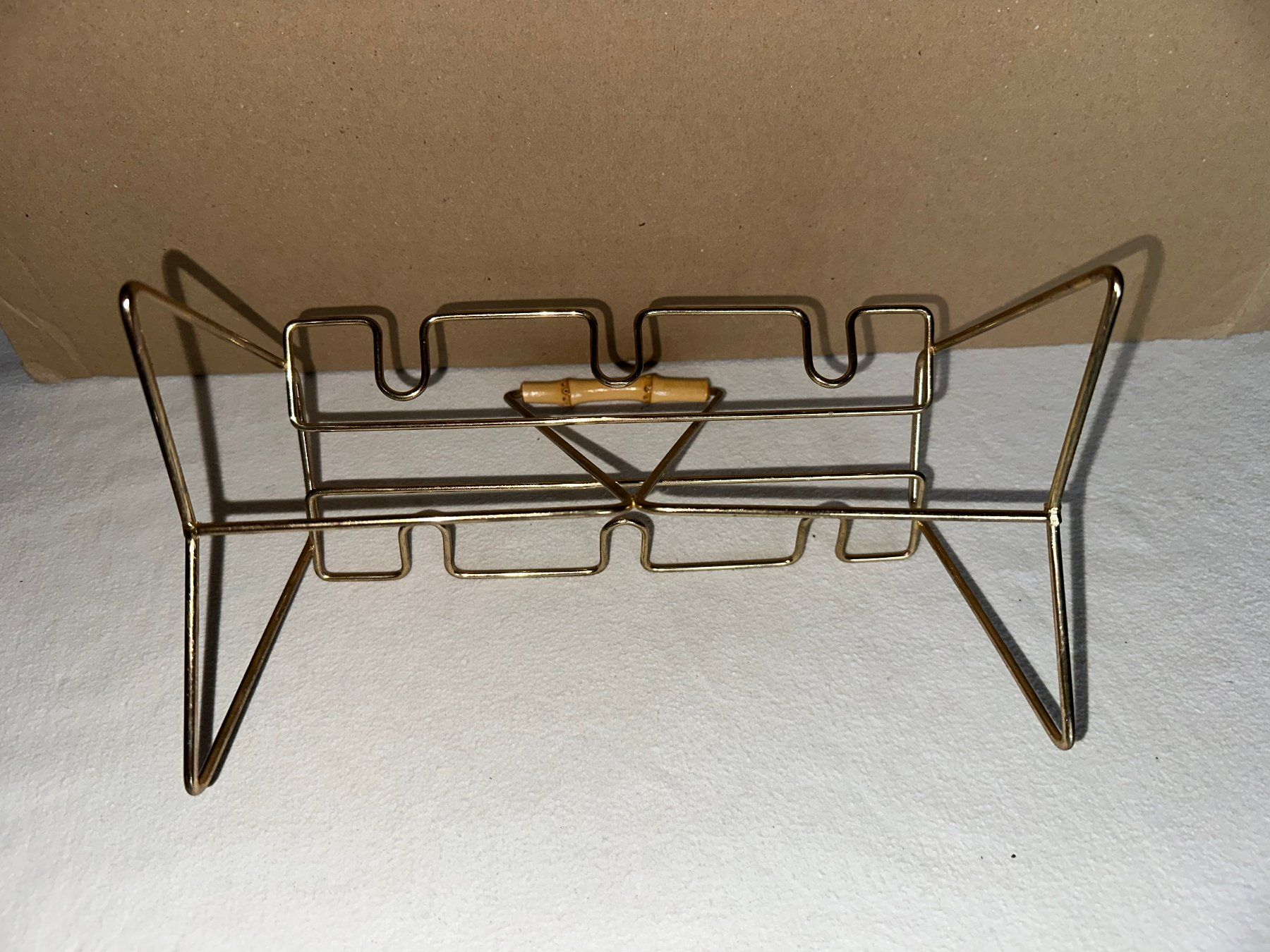 Alias Altro in Decorazioni & Accessori: Support avec 6 verres à l'envers – Usato da Ste-Croix venduto da BuffetSC 5