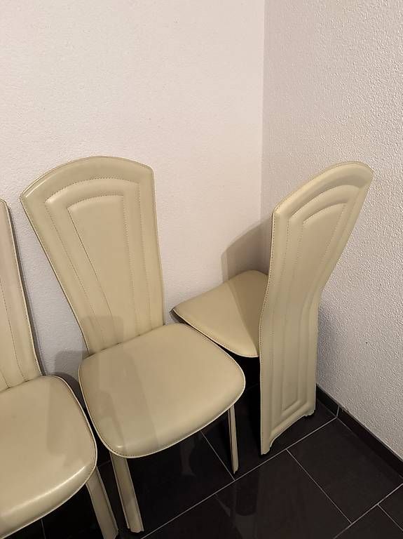 Pfister Sedie: 4 Esszimmer Stühle Creme / beige – Usato da oensingen venduto da df1988 3