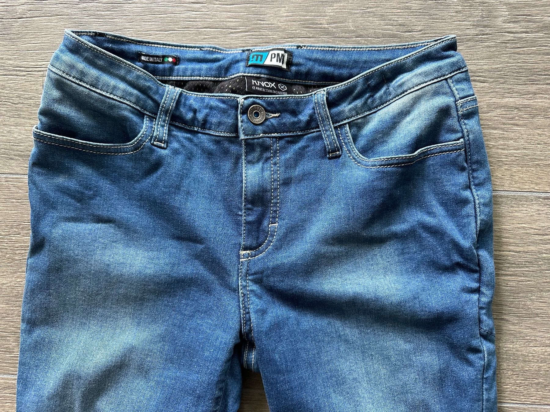 Pantaloni: Motorrad Jeans Damen – Usato da Winterthur venduto da franziskakamm 1