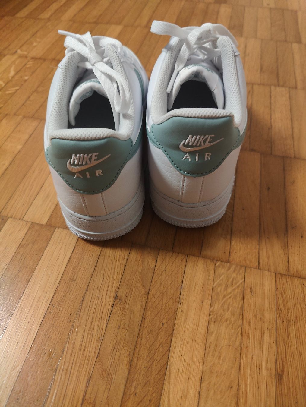 Nike Scarpe da uomo: Nike Air Force 1 – Nuovo (secondo la descrizione) da Jona venduto da Curtis90 2