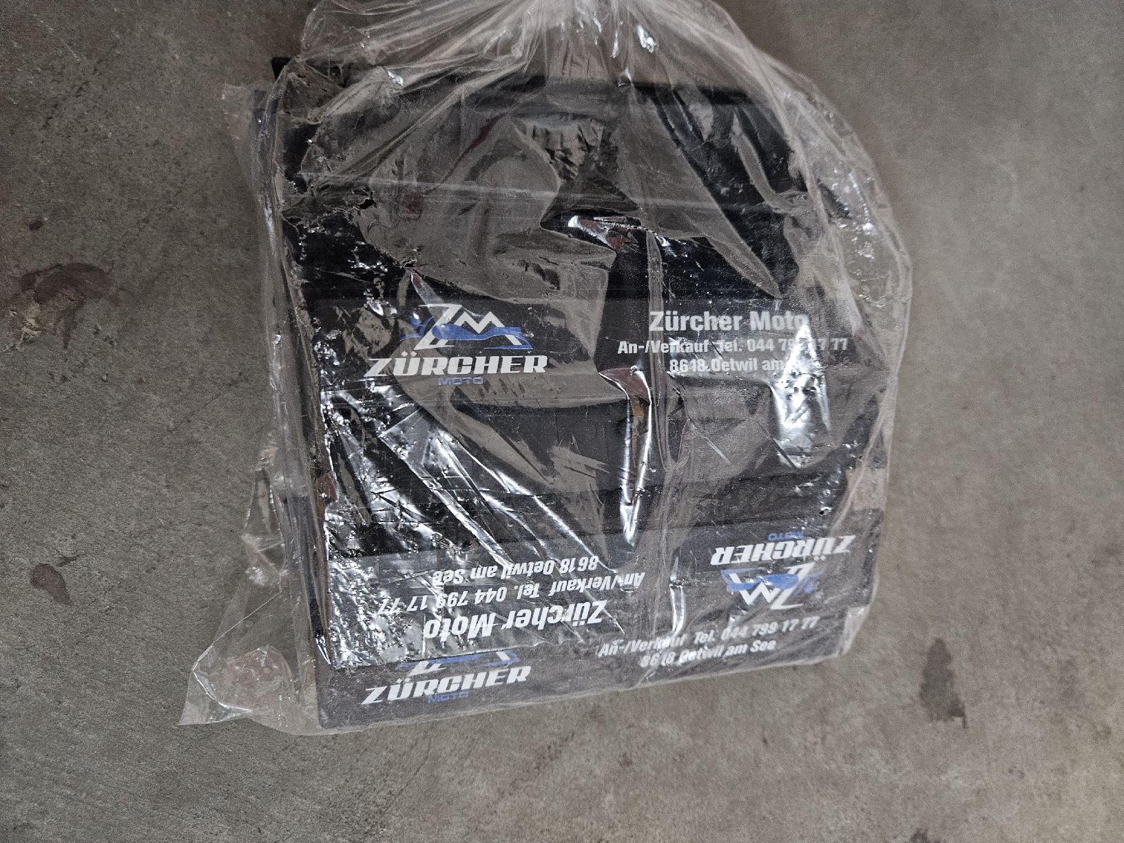 Supporti a parete: 26 motorrad nummernrahmenhalter – Nuovo e nell'imballaggio originale da Oetwil am See venduto da akkawi 2