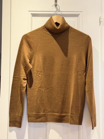 Uniqlo Wool Roll Neck Jumper, Small, Brown - Autumn Essentia