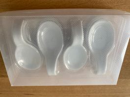 Neues Set: 12 Porzellanlöffel, unbenutzt, originalverpackt
