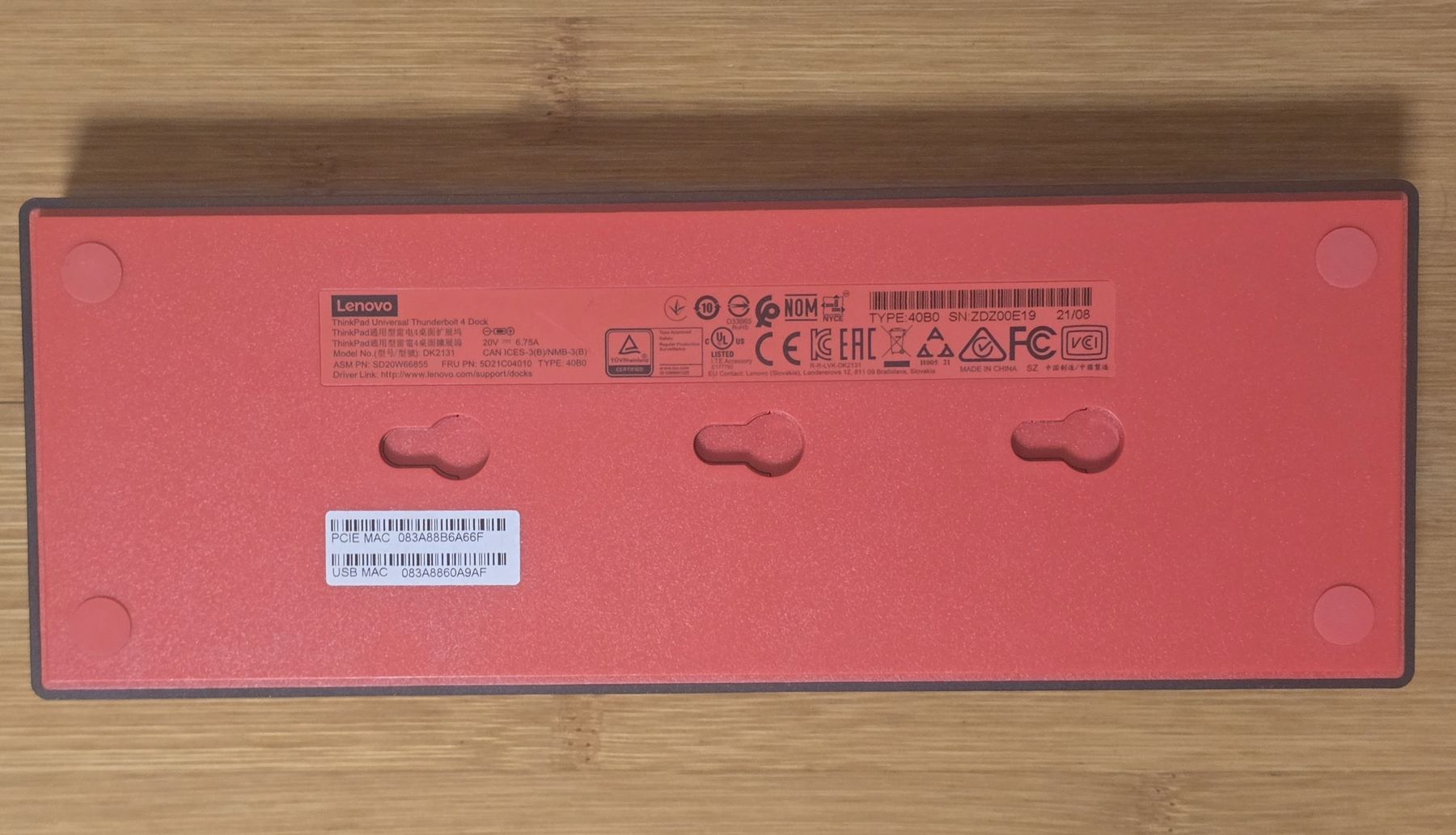 Lenovo Docking station: Lenovo ThinkPad Universal Thunderbolt 4 Dockingstation – Usato da Bülach venduto da SamtheBoogieman 1