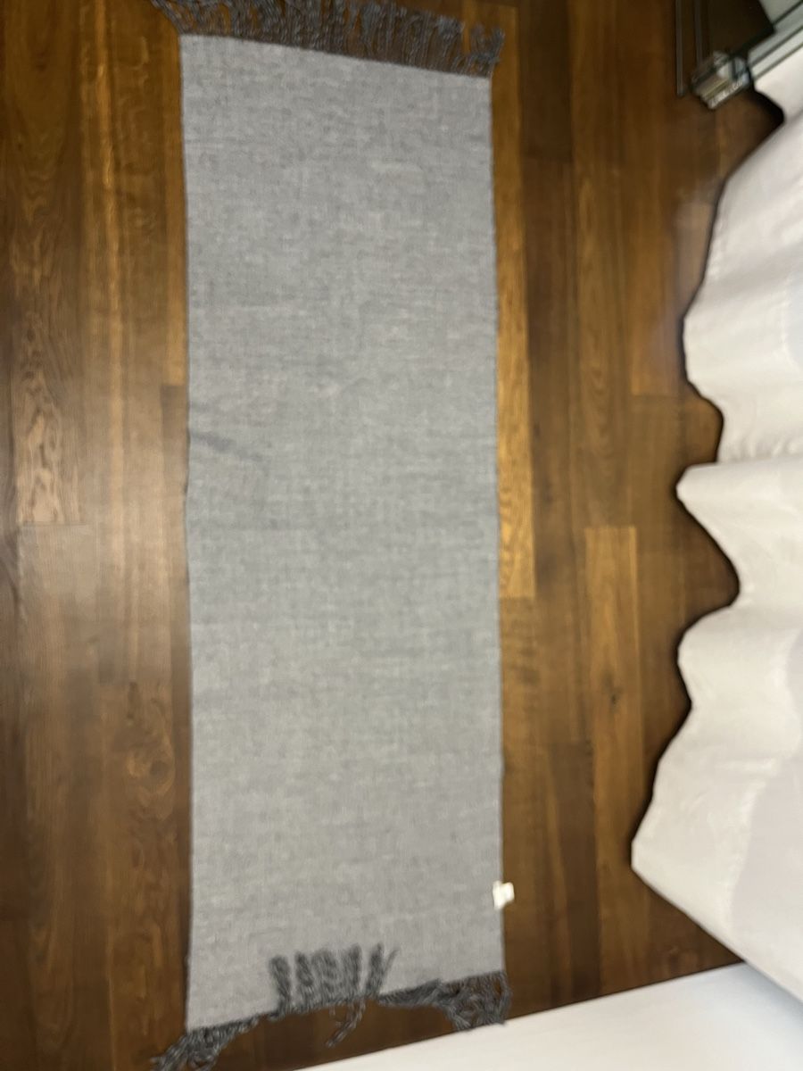 Foulard & Sciarpe: Schal Grau mit Fransen! 60x200cm – Usato da Zürich venduto da fra_mmt9 1