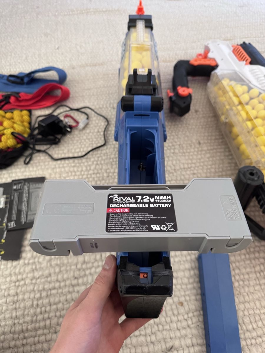 Nerf Spielzeuge: SELTENE Nerf Rival Blaster mit Akku und Extra Bällen – Gebraucht aus Oberdorf SO von liam_ccc 2