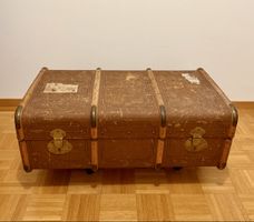 Couchtisch Vintage / Antiker Reisekoffer
