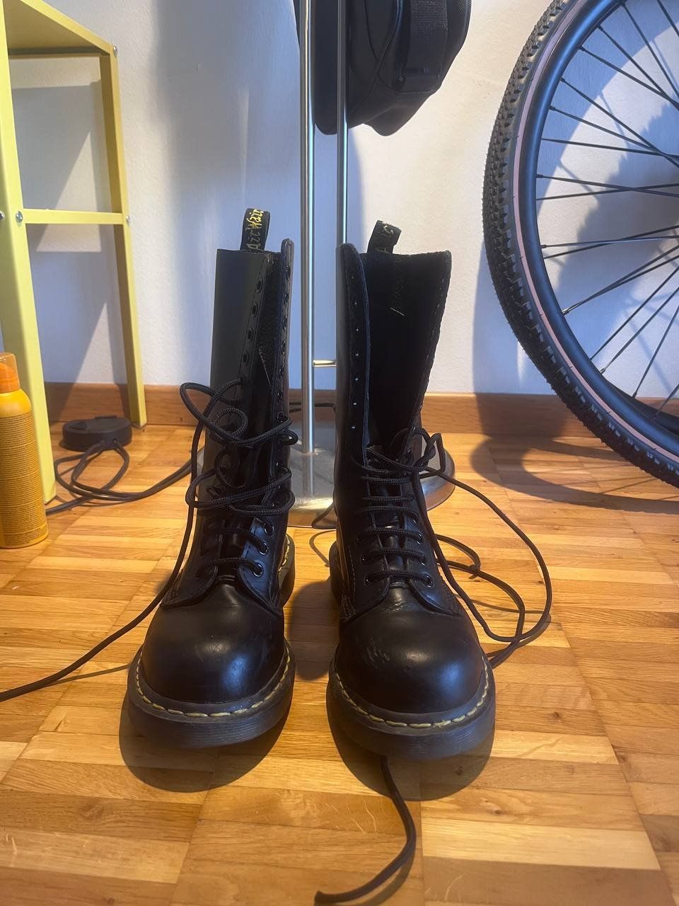 Dr. Martens Scarpe da uomo: Dr. Martens Stiefel, Schwarz, Gr. 37 – Usato da Bern venduto da mur_5fsm