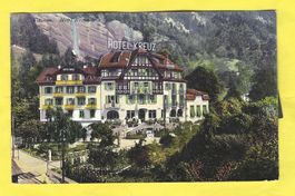 7.9.1919Vitznau Hotel Kreuz+Leute Eingang/7 1/2Friedensmarke