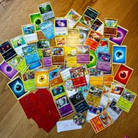 Gemischtes Set mit über 50 originalen Pokémon‑Karten