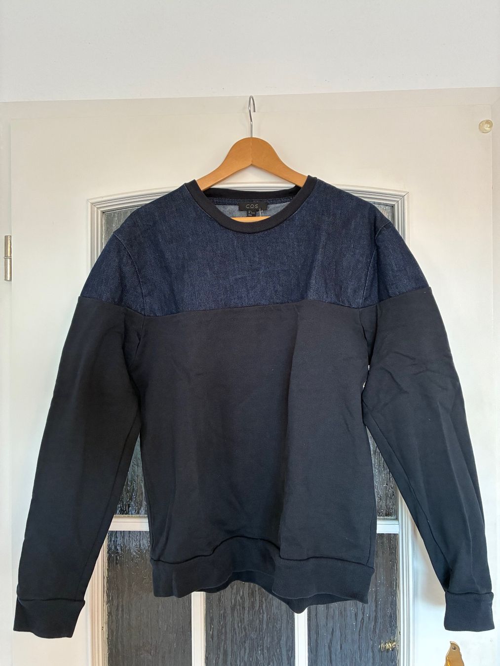 Maglioni & Felpe: COS Pullover, Grösse L, Jeans-Pulli für Herren – Usato da Oberengstringen venduto da Massimo_Villani 1