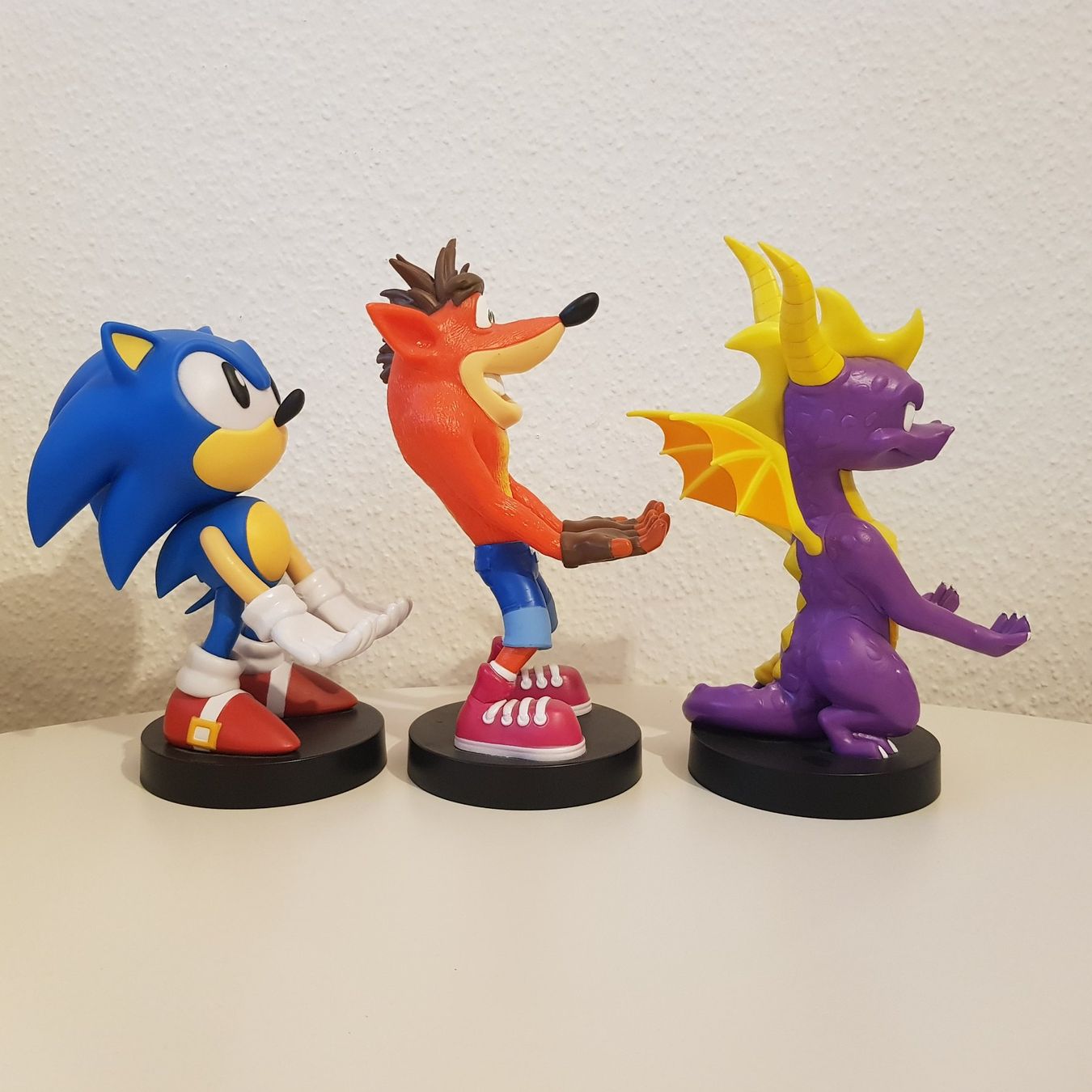 Figuren: 3x Cable Guy Sonic, Crash, Spyro – Gebraucht aus Münchenstein von 2DGames 1