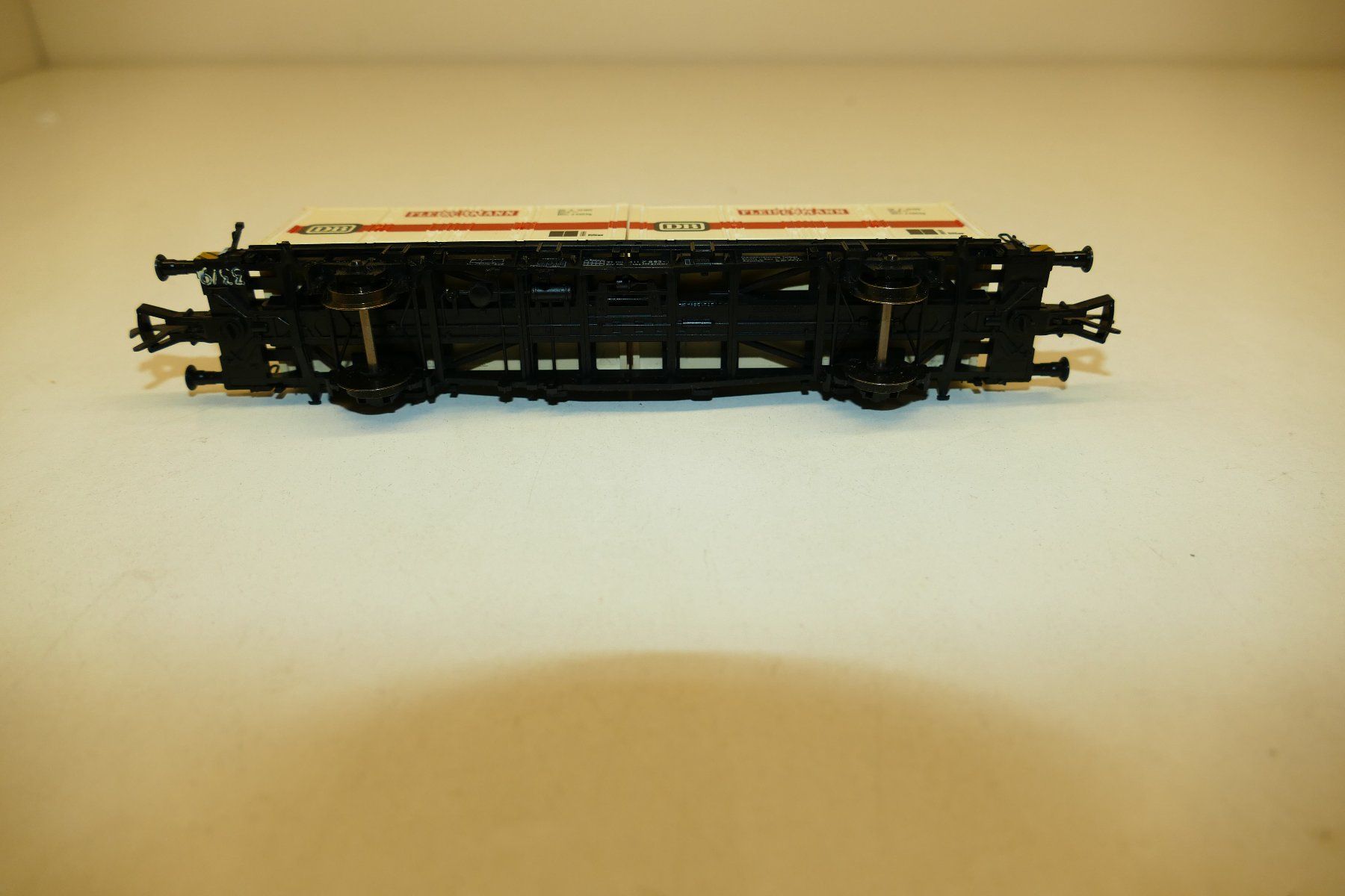 Fleischmann Modellini di ferrovie: Fleischmann H0: DB Container Tragwagen – Nuovo (secondo la descrizione) da Niederhasli venduto da rail-duerst 3