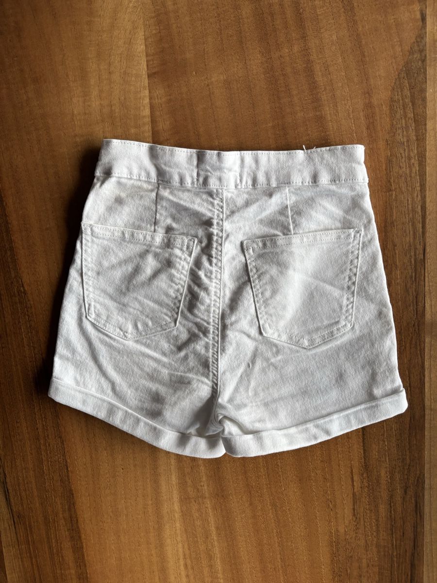 Tally Weijl Pantaloni: Denim Hotpants – Usato da Seewen venduto da dvh05 1
