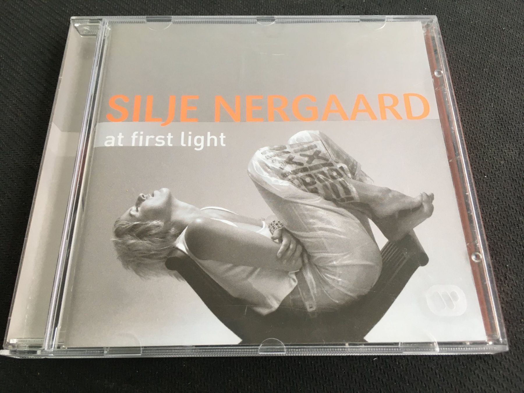 CDs: Silje Neergaard - At first light -CD- – Gebraucht aus St.Gallen von MedienJoe