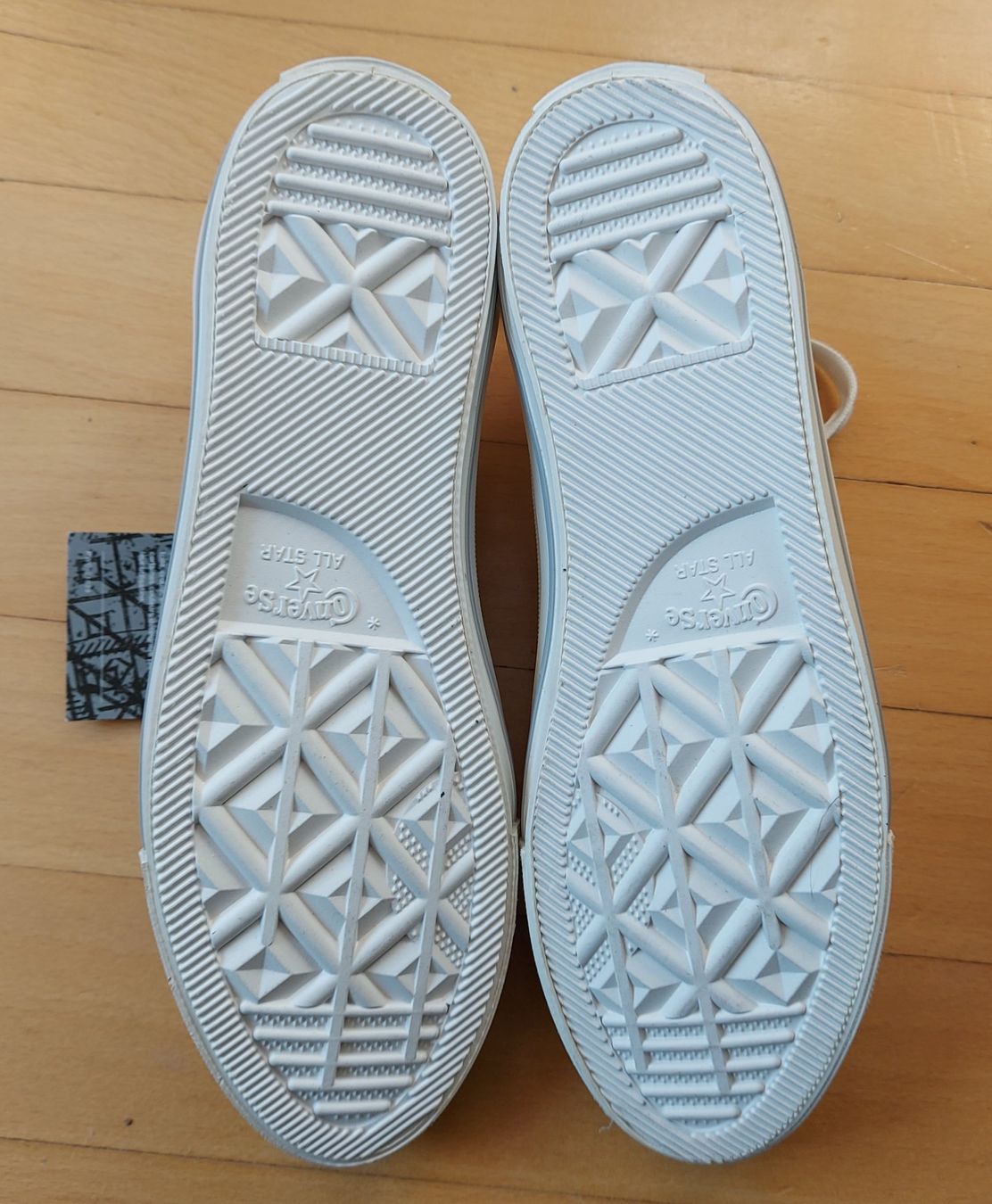 Converse Damenschuhe: Neue Converse All Star Gr. 37 – Neu und originalverpackt aus Basel von  4