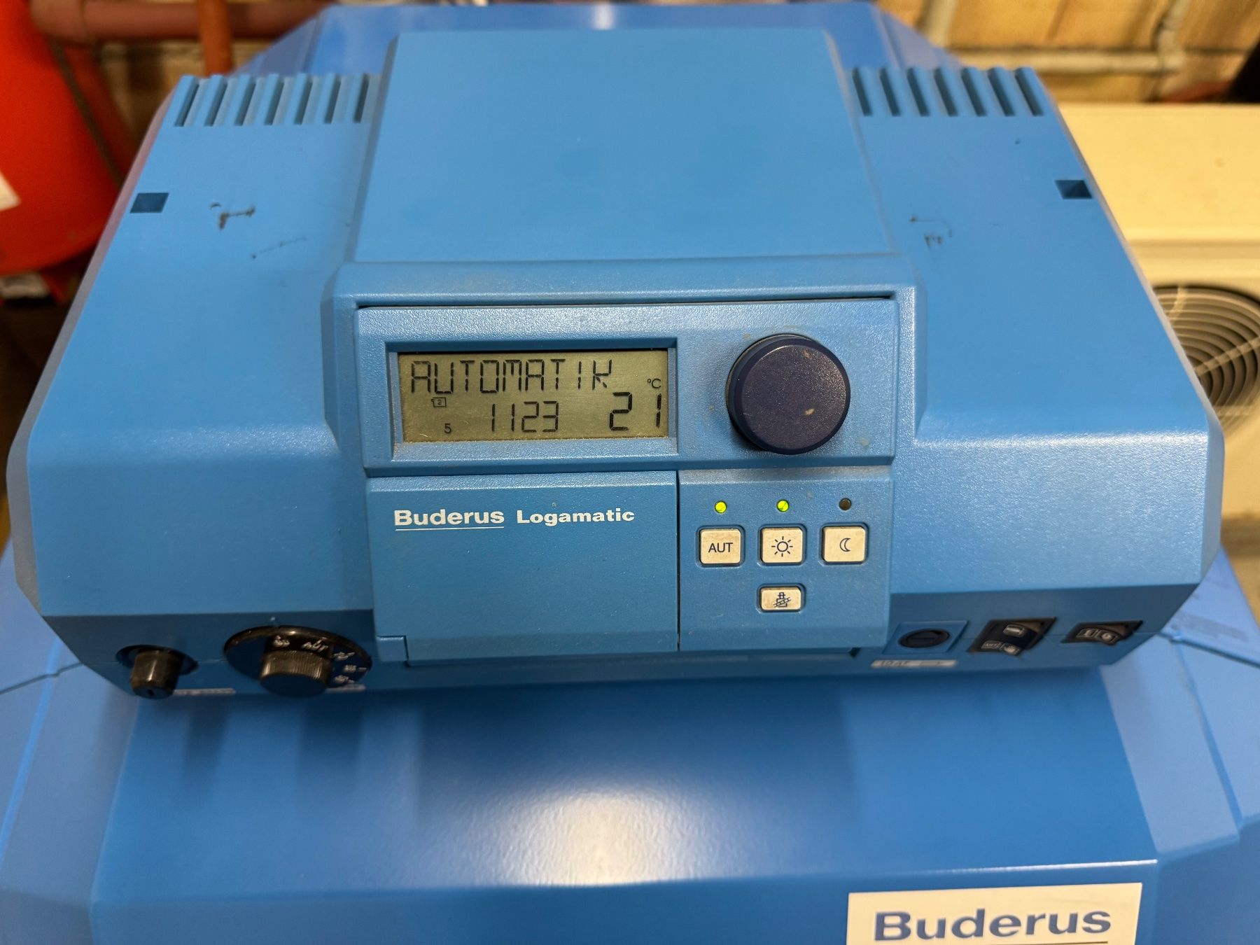 Buderus Heizgeräte: Buderus Logano G115 – Gebraucht aus Waltenschwil von Ips2 3