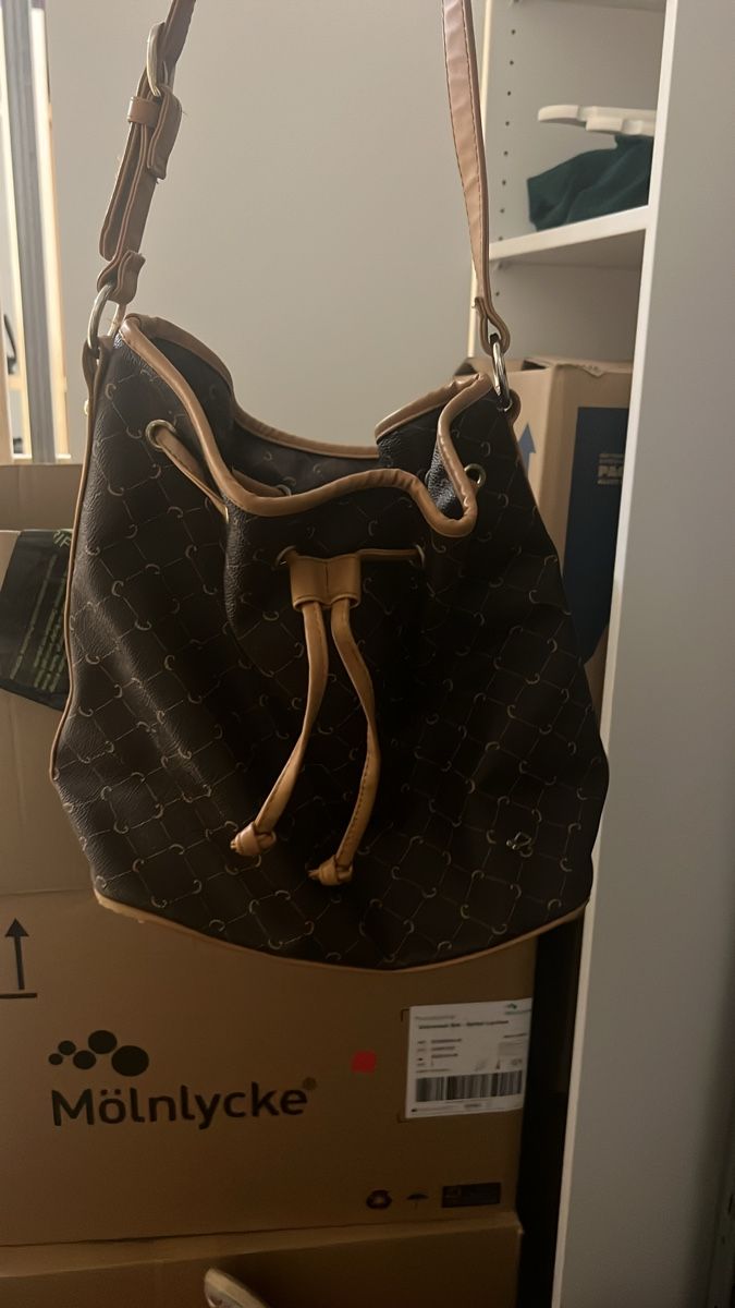 Borse da donna: Caprisa Beutel Tasche – Usato da Reichenburg venduto da Benutzer123_ 1