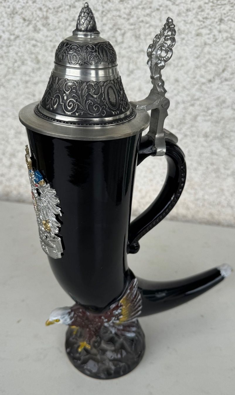 Trinkflaschen & Thermosflaschen: Austria Beer Stein Eagle Drinking Horn 0.75, Limited Edition – Neu (gemäss Beschreibung) aus Kiesen von Bestseller 1