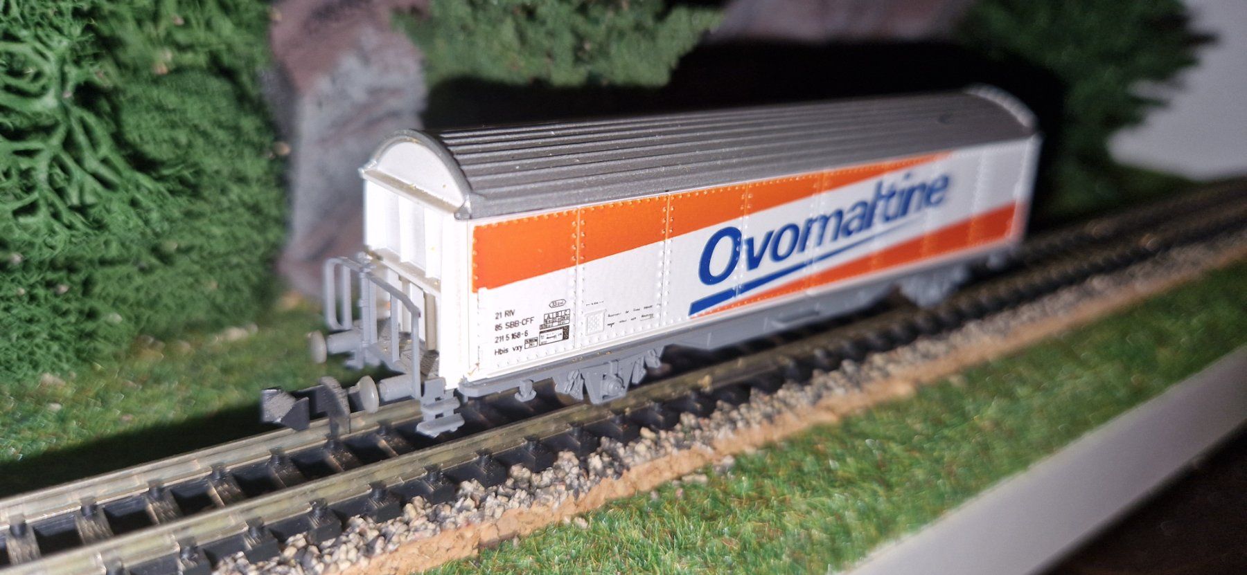 Roco Modellini di ferrovie: Roco Spur N SBB Habis "Ovomaltine" – Usato da Unterengstringen venduto da b.kaiser81