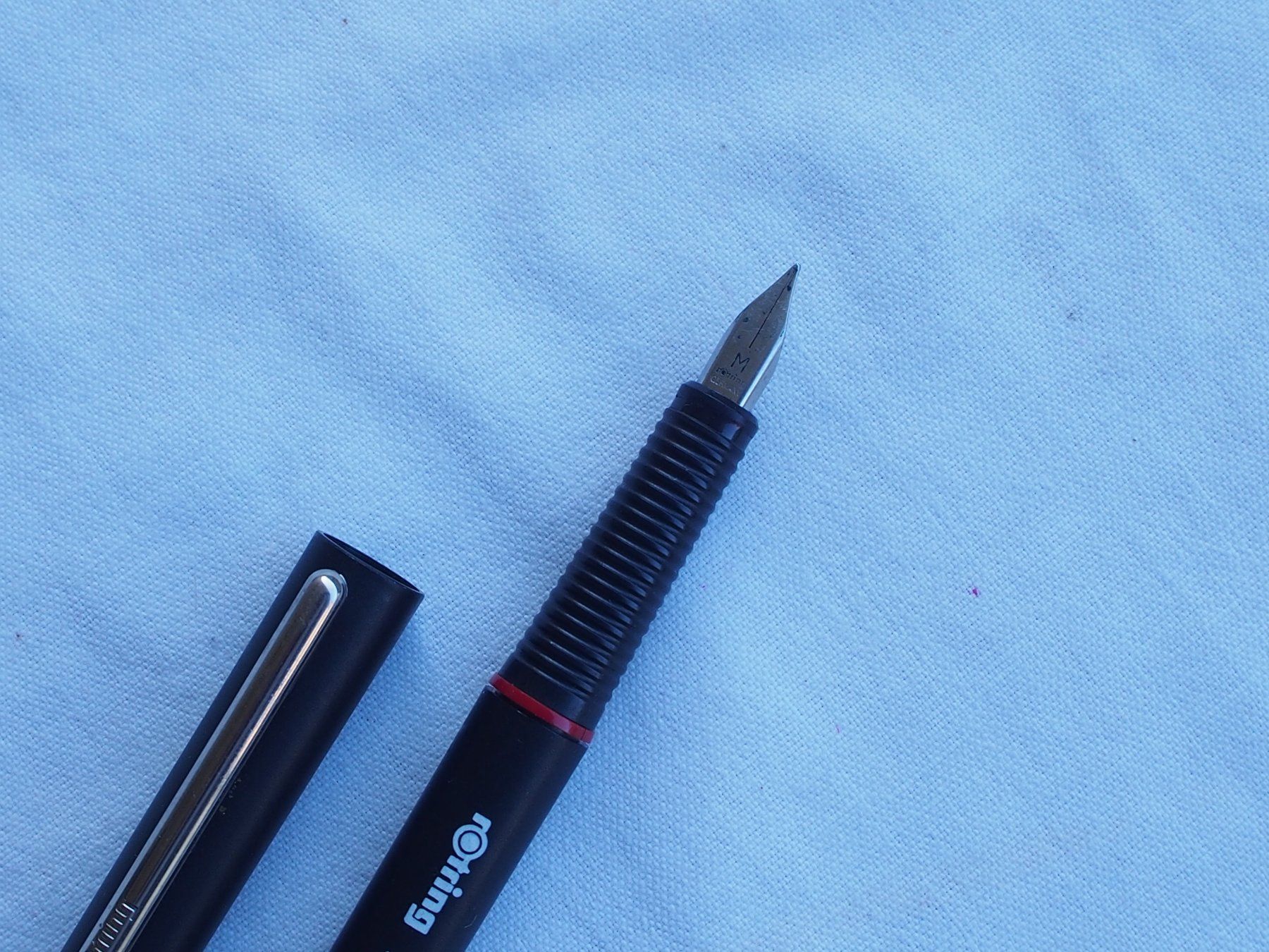 Penna & Evidenziatori: "ArtPen"Stylo calligraphique – Usato da Meyrin venduto da SRemka 4