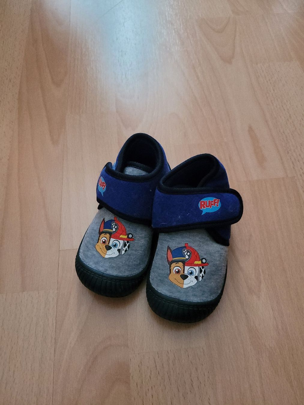 Scarpe per ragazzi: Finkli gr. 22 Paw Patrol – Usato da Inwil venduto da Flower2325