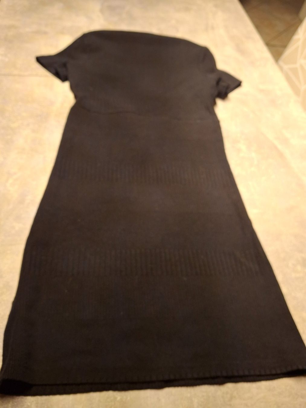 Vestiti: Robe noire taille S/M marque Yendi – Usato da Villiers venduto da san_jn5w 6