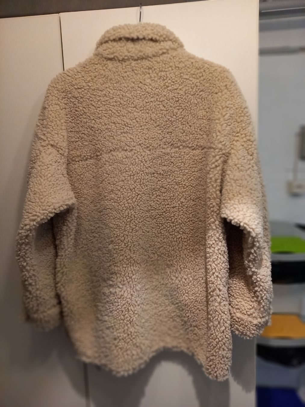 H&M Giacche: Teddy oversize Jacke – Nuovo (secondo la descrizione) da Safnern venduto da EmmaMalea 1