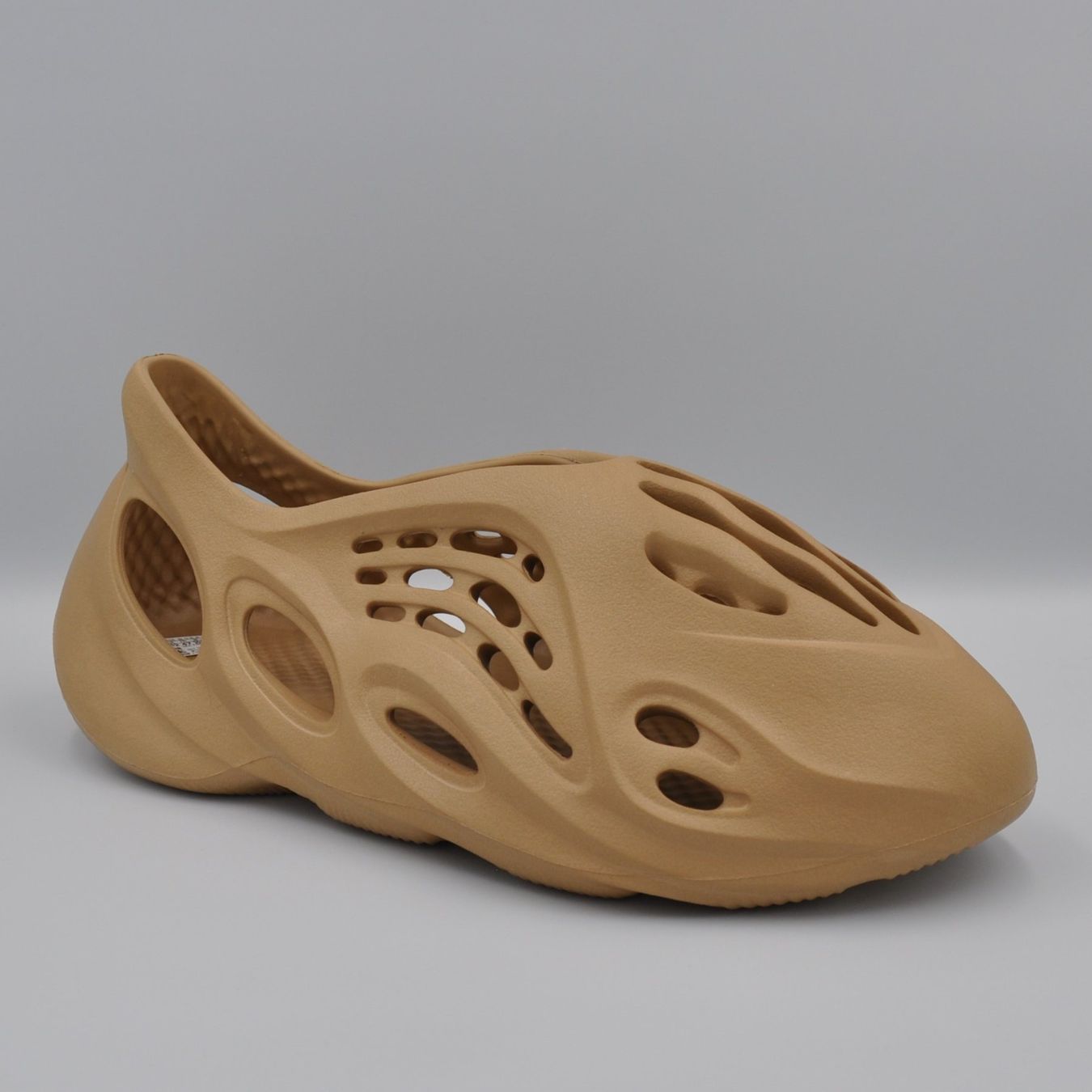 Adidas Scarpe da uomo: Yeezy Foam Runner Ochre  47 – Nuovo e nell'imballaggio originale da Bern venduto da SneakerheavenLT 3